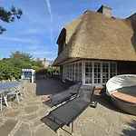 Caecilienhof West Tatil Evi *